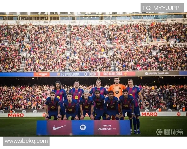 巴萨开启新赛季备战，球队气氛热烈，体能训练全面展开